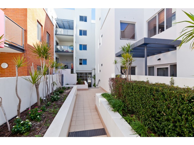 3/32 Fielder Street, East Perth WA 6004