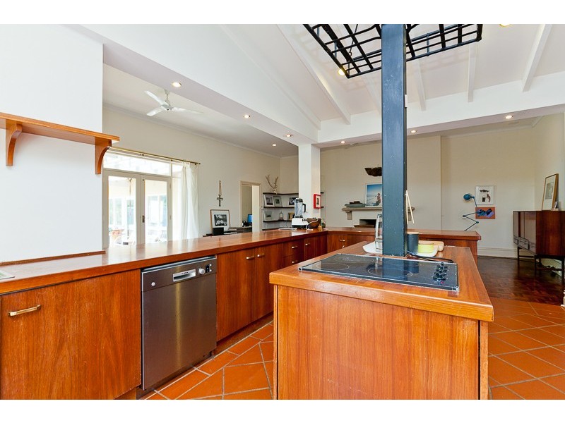 15 Venn Street, Peppermint Grove WA 6011