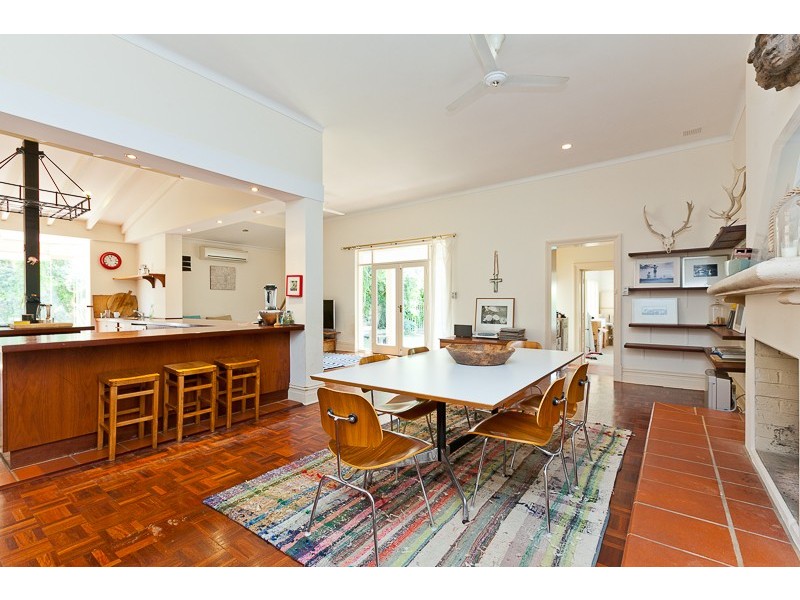 15 Venn Street, Peppermint Grove WA 6011