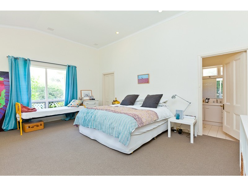 15 Venn Street, Peppermint Grove WA 6011