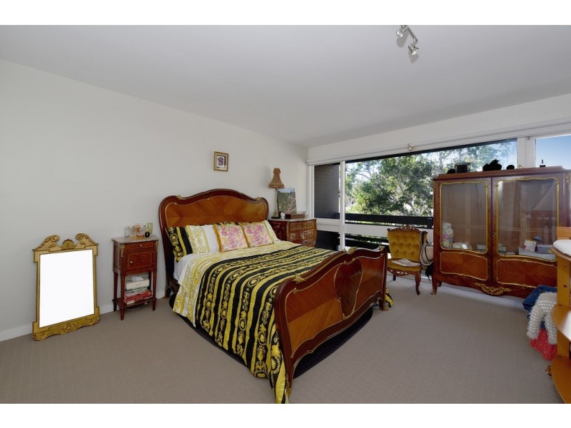 5 Freshwater Close, Claremont WA 6010