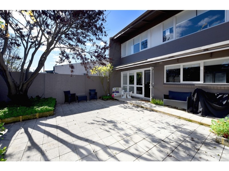 5 Freshwater Close, Claremont WA 6010