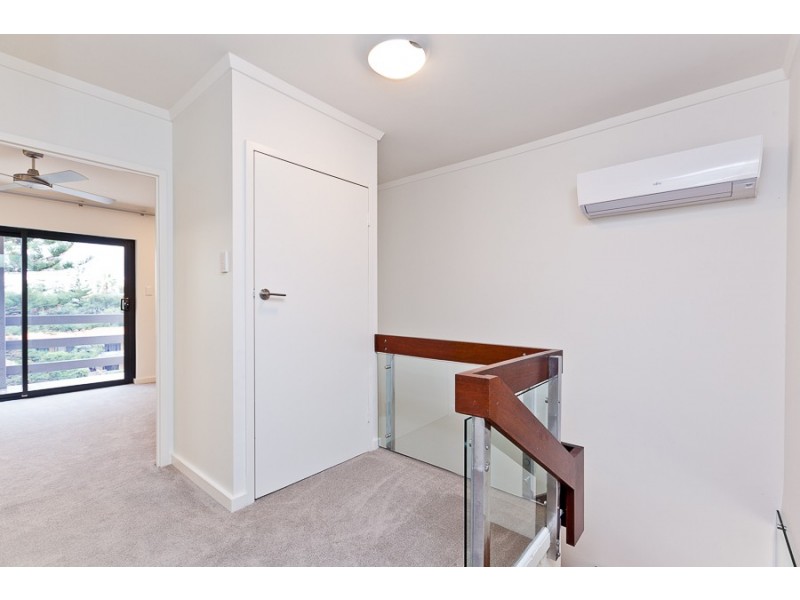 10/17 Salvado Road, Cottesloe WA 6011