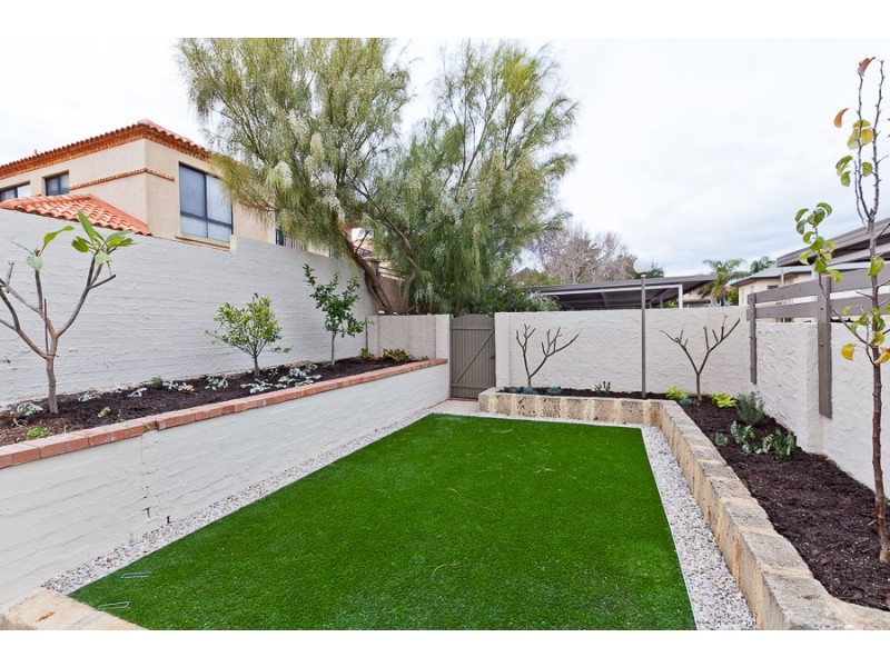 10/17 Salvado Road, Cottesloe WA 6011