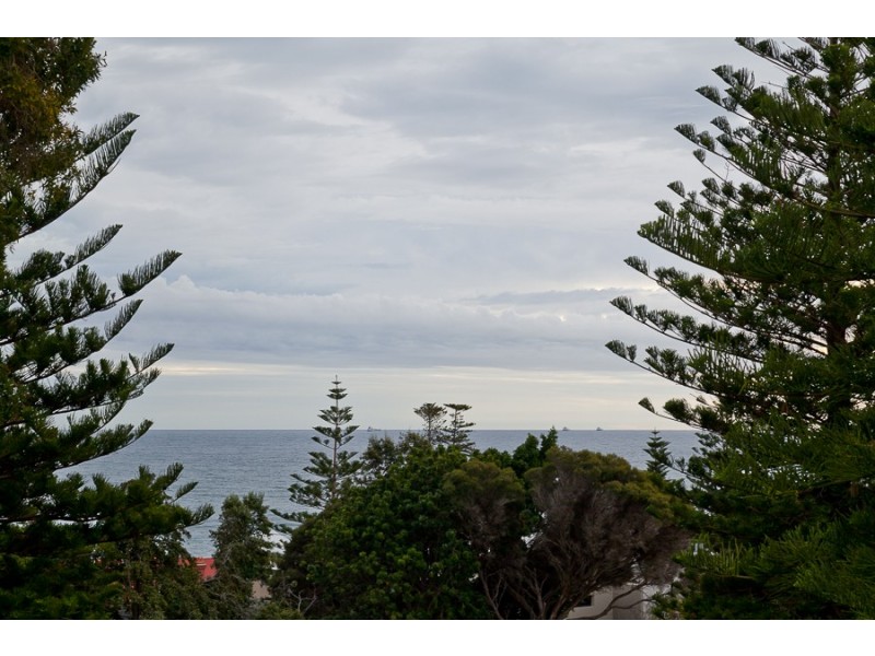 10/17 Salvado Road, Cottesloe WA 6011