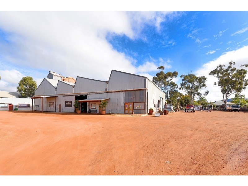 10 Henrietta Street, York WA 6302