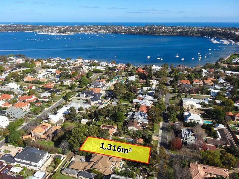 62 Watkins Road, Dalkeith WA 6009