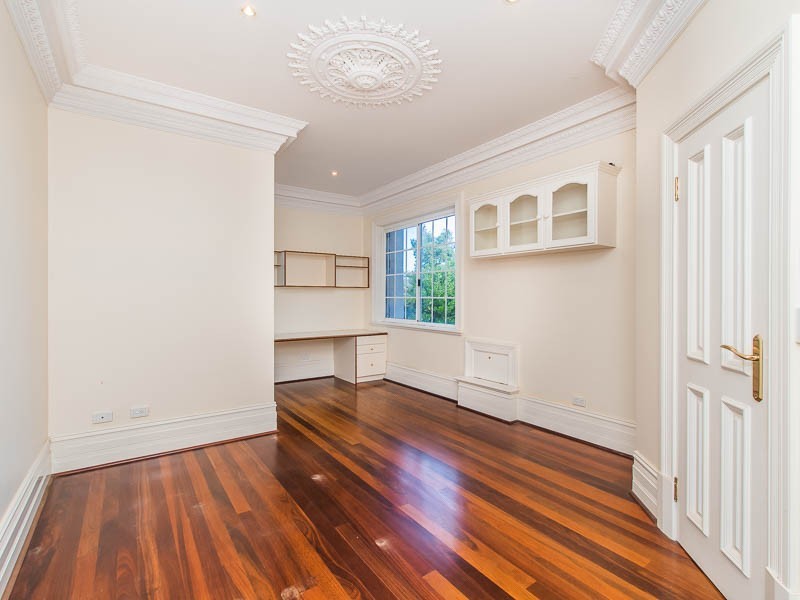 62 Watkins Road, Dalkeith WA 6009