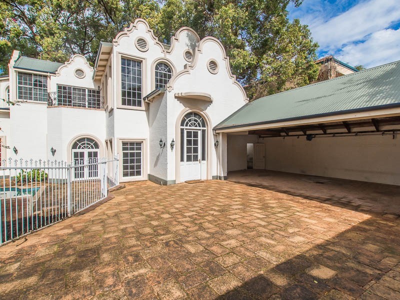 62 Watkins Road, Dalkeith WA 6009