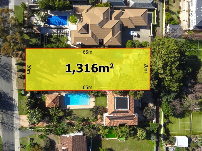 62 Watkins Road, Dalkeith WA 6009