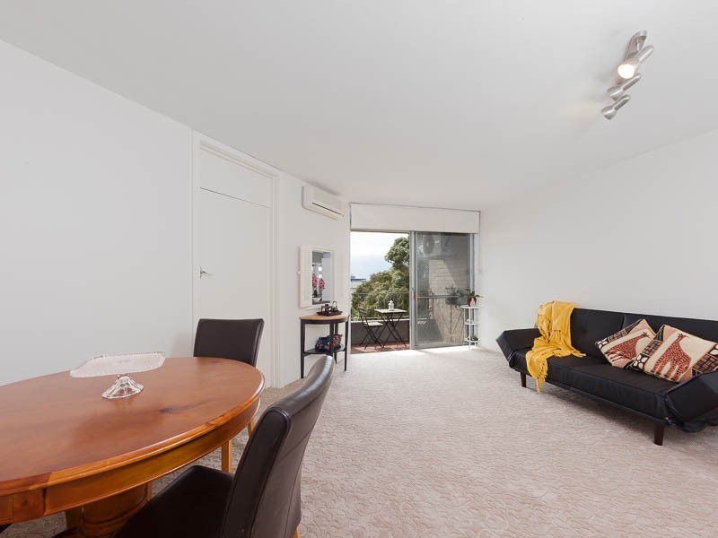74/38 Kings Park Road, West Perth WA 6005