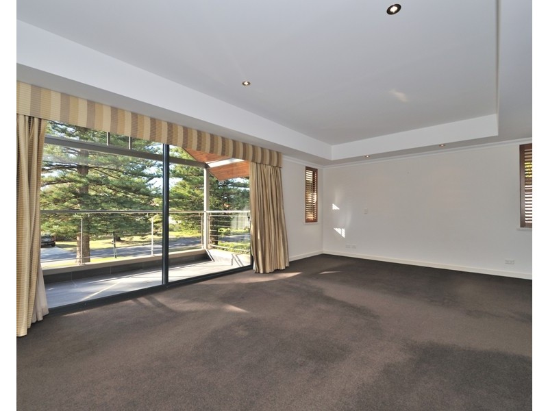 321 Marmion Street, Cottesloe WA 6011