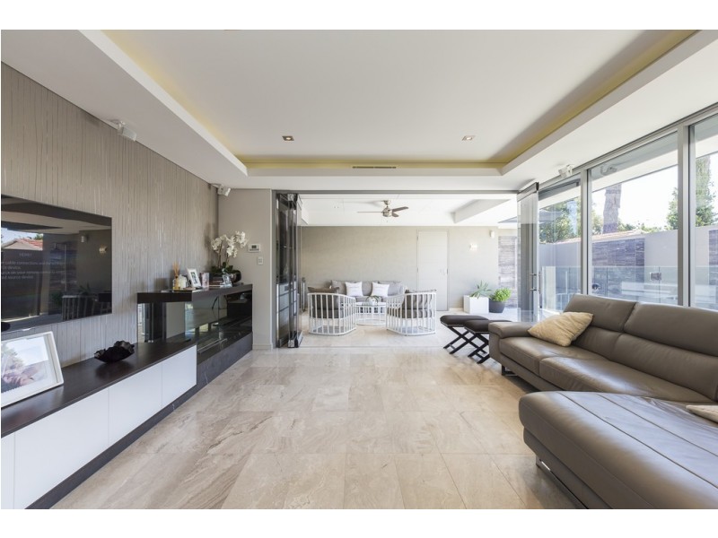 7A Alexander Road, Dalkeith WA 6009