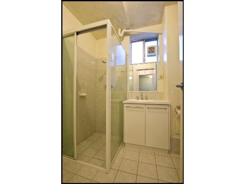 1/34 Davies Road, Claremont WA 6010