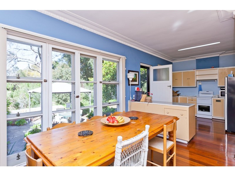 10 Granby Crescent, Nedlands WA 6009