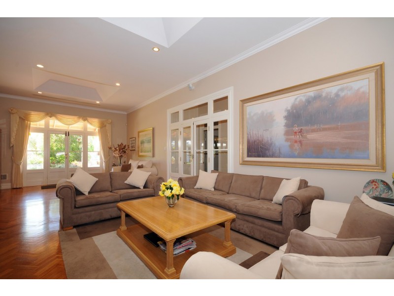 136 Forrest Street, Peppermint Grove WA 6011