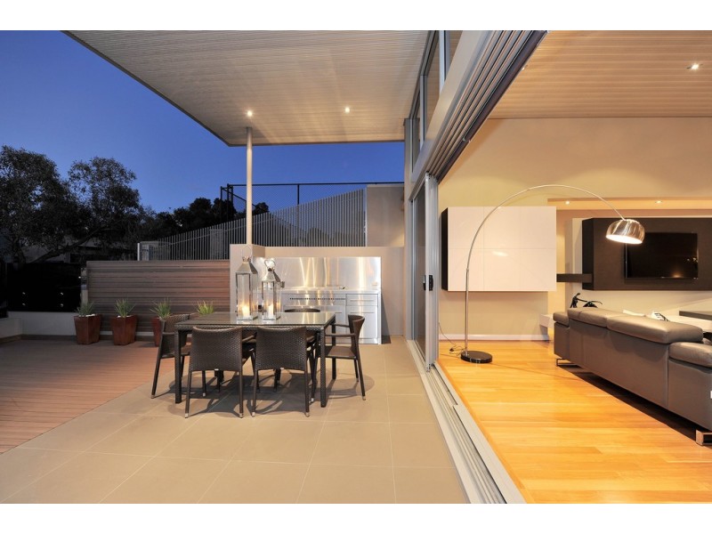 7 Surbiton Road, East Fremantle WA 6158