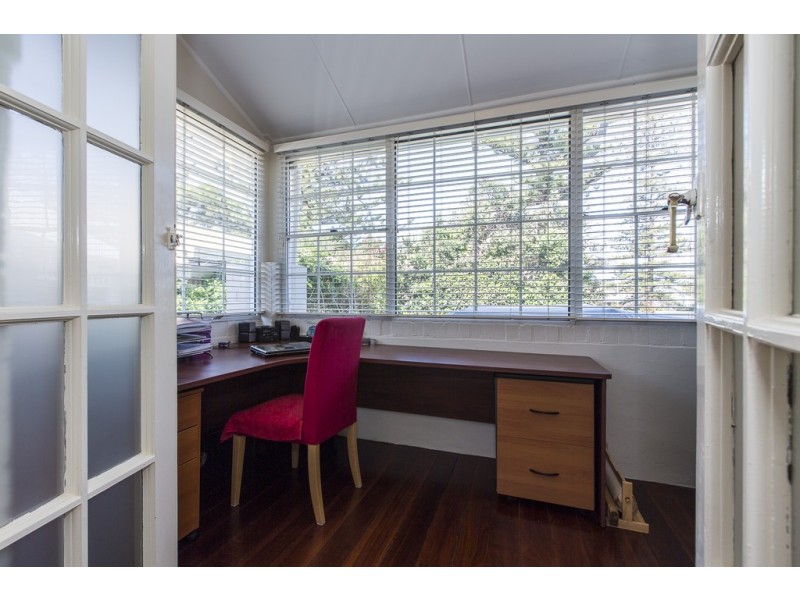 77 Curtin Avenue, Cottesloe WA 6011