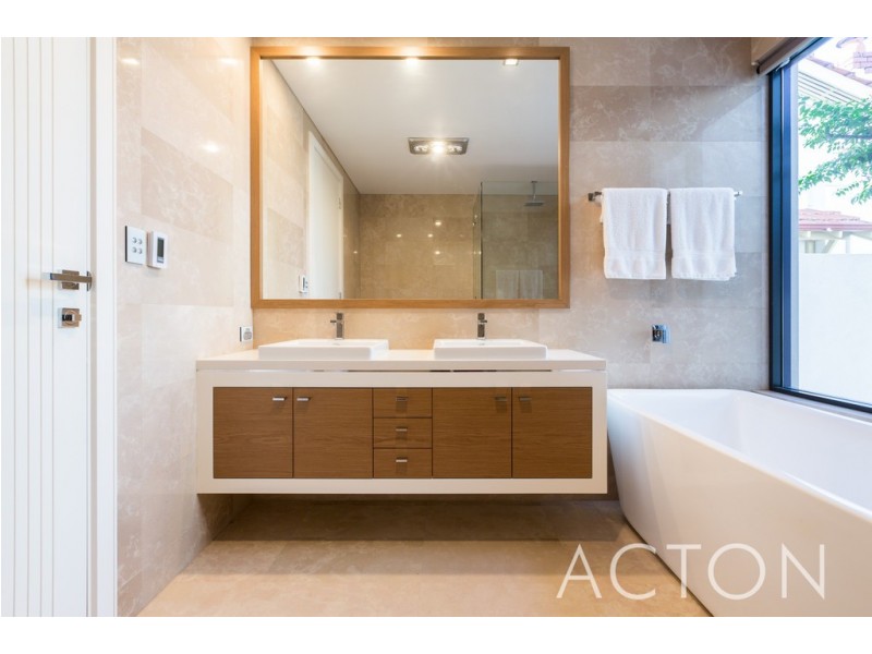 34A Riley Road, Claremont WA 6010