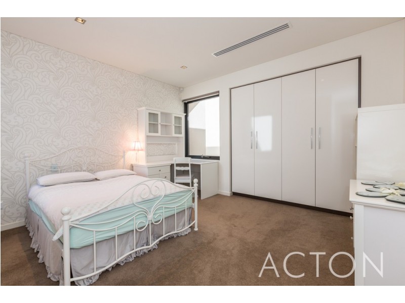 34A Riley Road, Claremont WA 6010