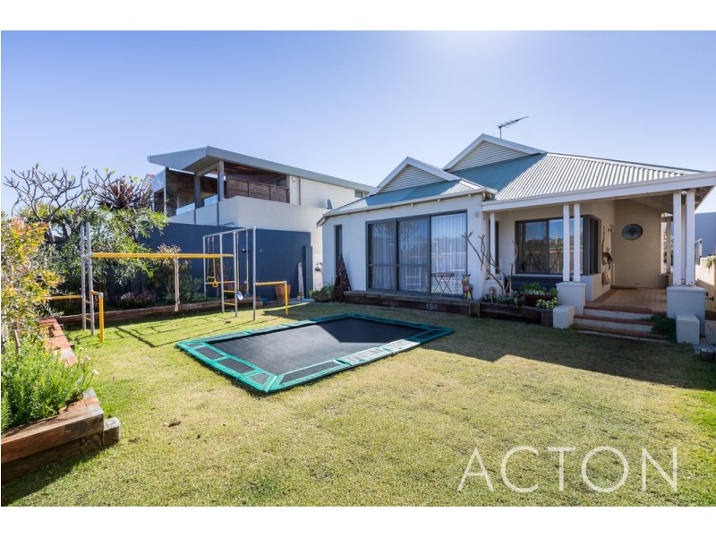 8 Grant Street, Cottesloe WA 6011