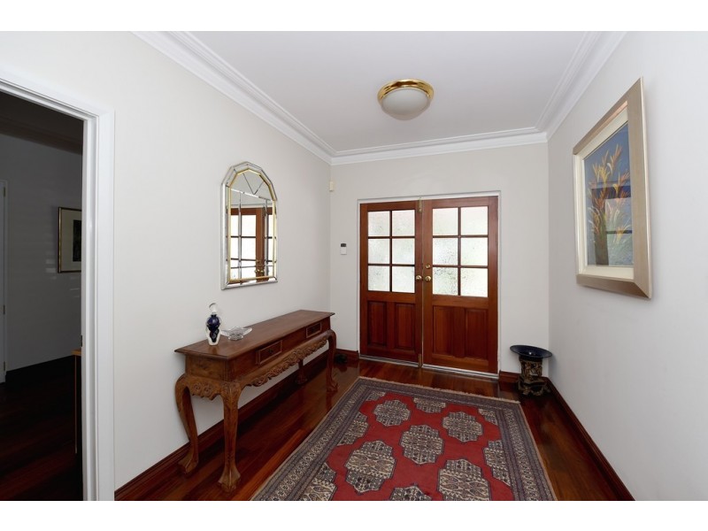 32 Thomson Road, Claremont WA 6010