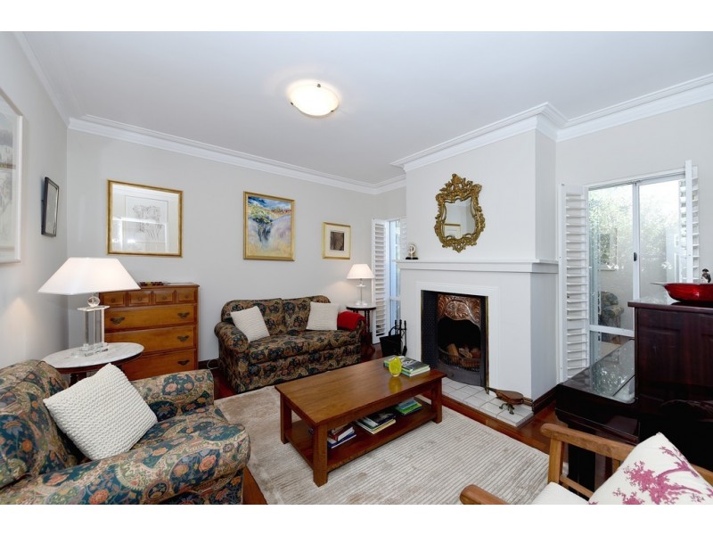 32 Thomson Road, Claremont WA 6010