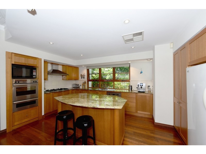 32 Thomson Road, Claremont WA 6010