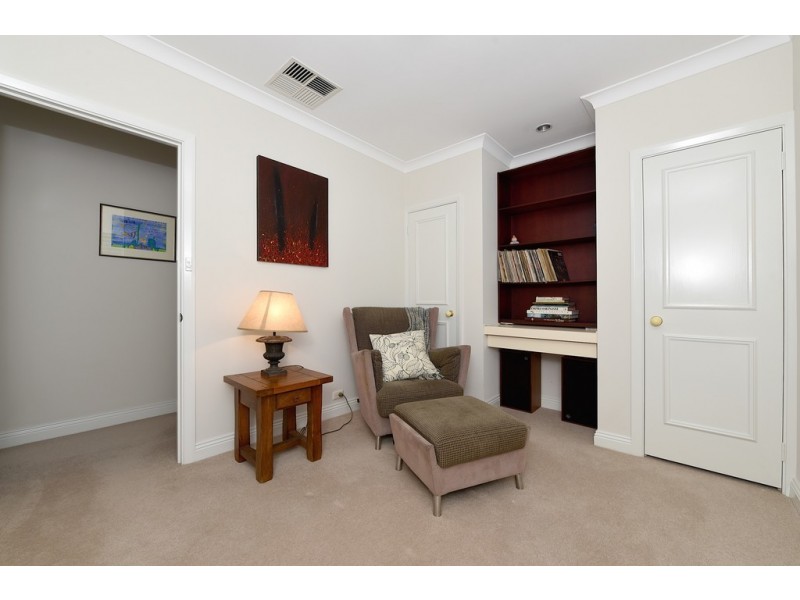 32 Thomson Road, Claremont WA 6010