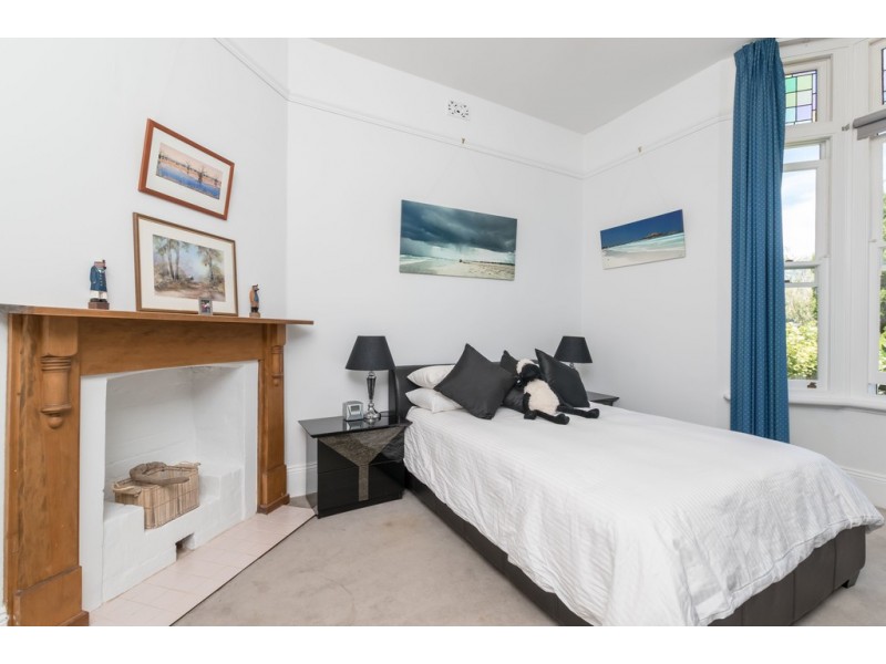 4 Reginald Street, Cottesloe WA 6011