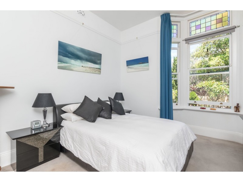 4 Reginald Street, Cottesloe WA 6011