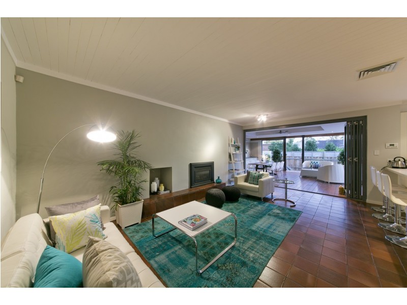 10 Columba Place, Peppermint Grove WA 6011