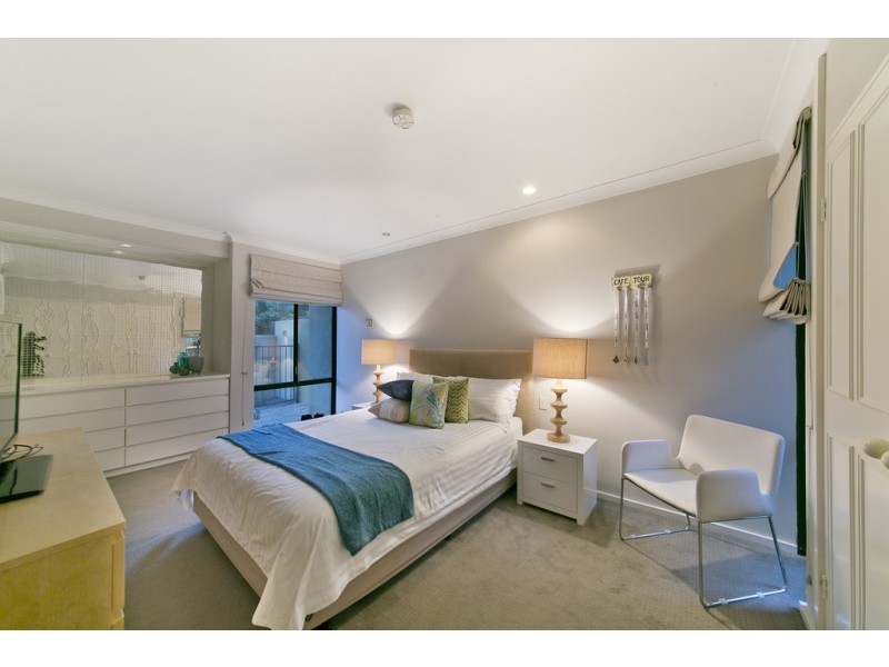 10 Columba Place, Peppermint Grove WA 6011