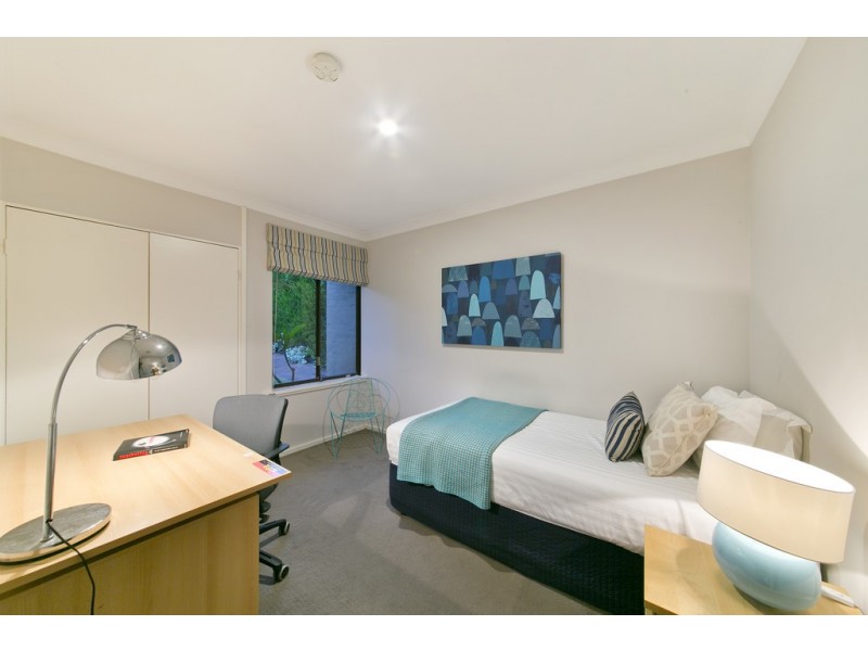 10 Columba Place, Peppermint Grove WA 6011