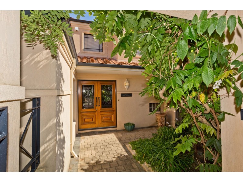 2 Godetia Gardens, Mount Claremont WA 6010