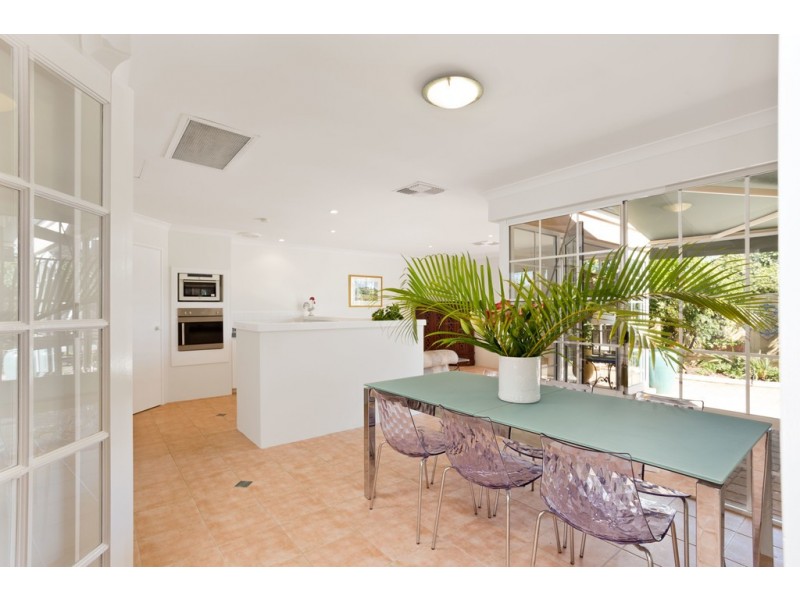 2 Godetia Gardens, Mount Claremont WA 6010