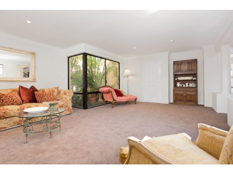 2 Godetia Gardens, Mount Claremont WA 6010