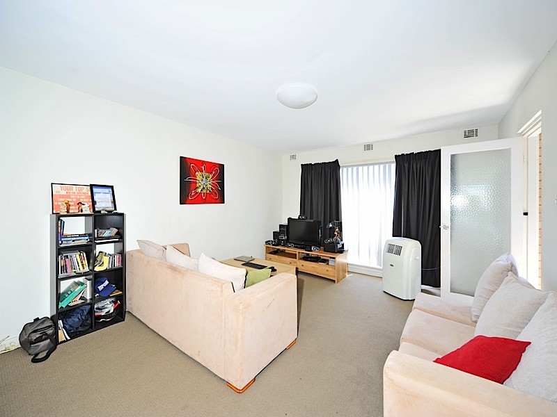 4/14 Rosendo street, Cottesloe WA 6011