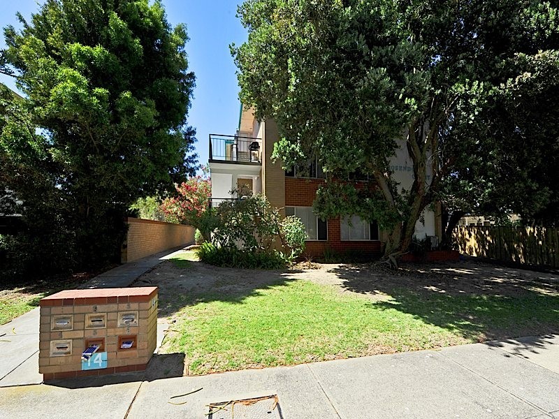 4/14 Rosendo street, Cottesloe WA 6011