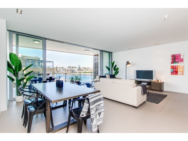 24/2 Doepel Street, North Fremantle WA 6159