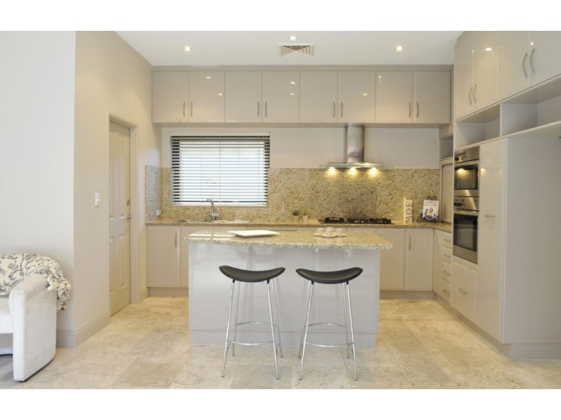 10 John street, Cottesloe WA 6011