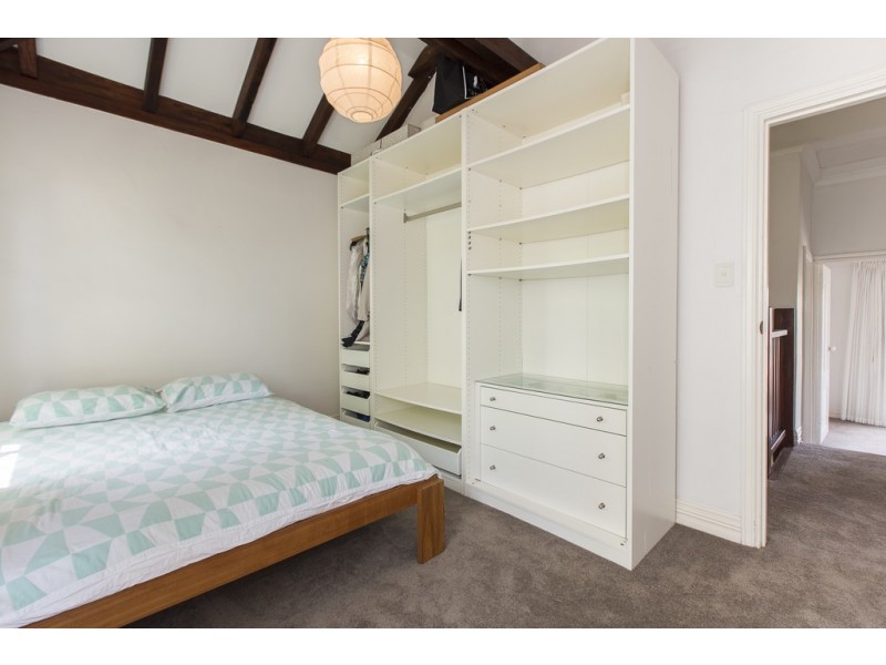 64 Thompson Road, North Fremantle WA 6159