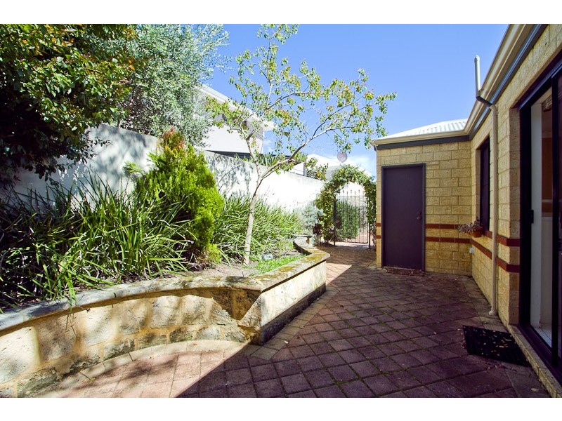 16C Burgess Street, Leederville WA 6007