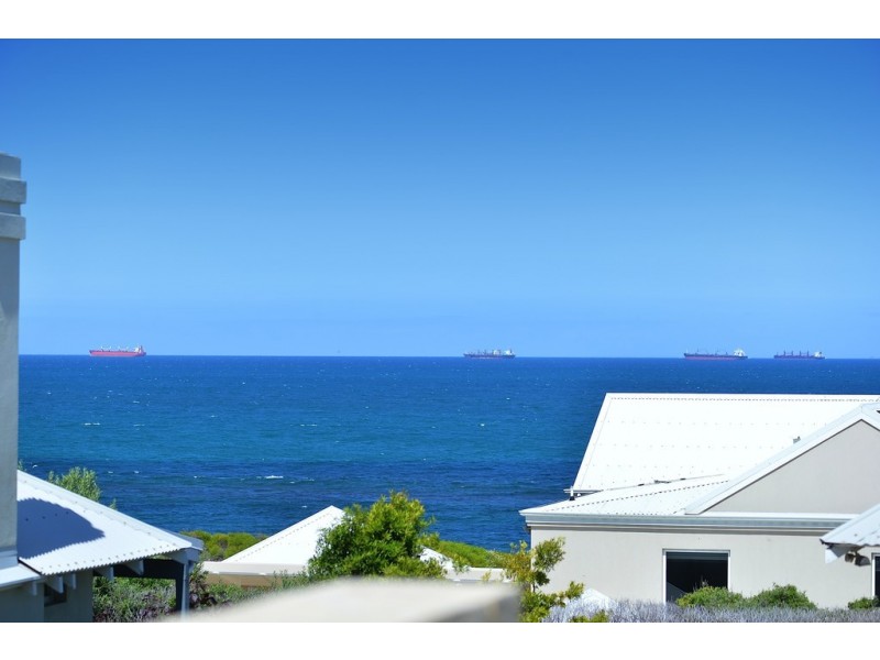 4A Beach Street, Cottesloe WA 6011