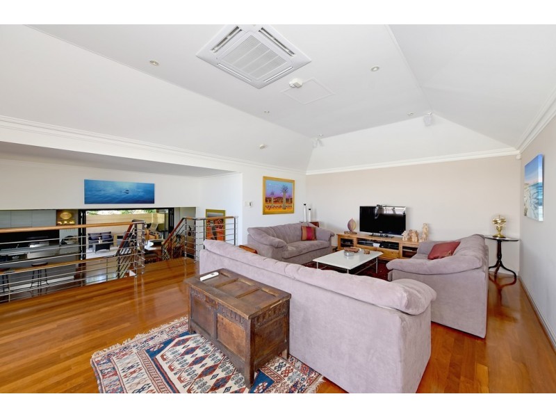 4A Beach Street, Cottesloe WA 6011