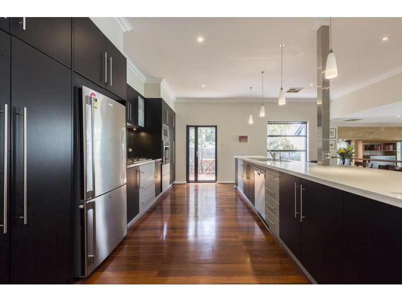 52 Brighton Street, Cottesloe WA 6011