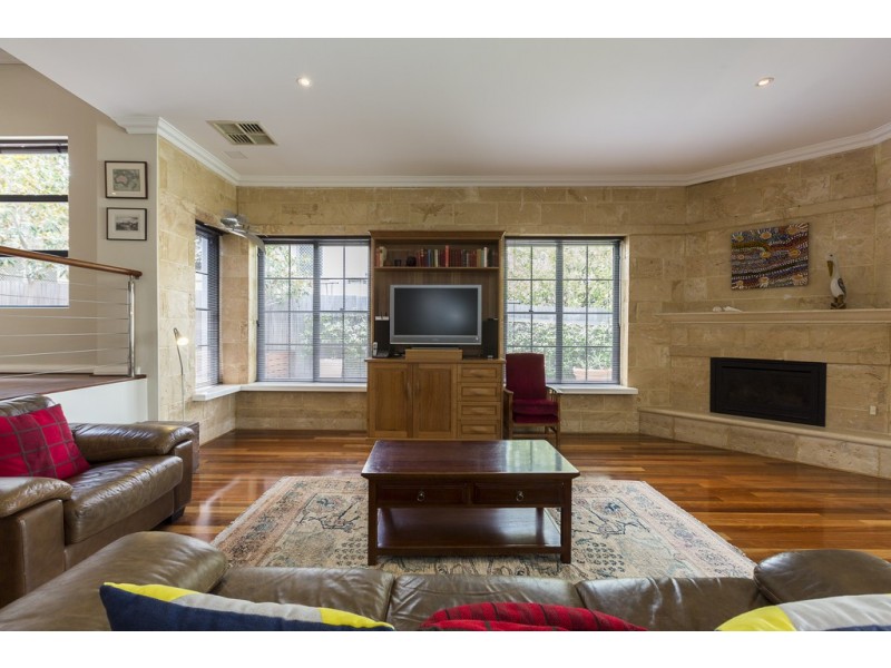 52 Brighton Street, Cottesloe WA 6011