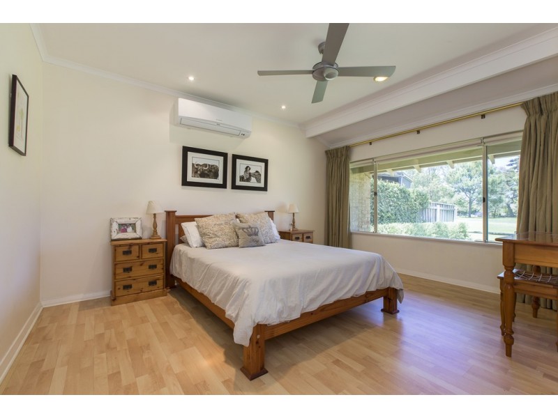 21 Grainger Drive, Mount Claremont WA 6010