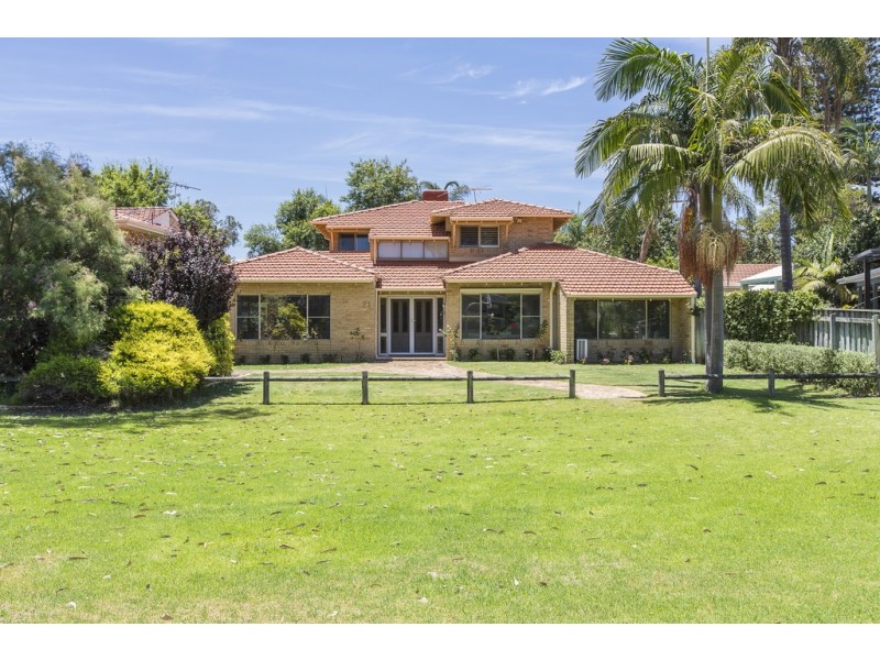 21 Grainger Drive, Mount Claremont WA 6010