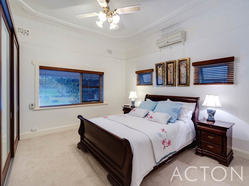 18 Rene Road, Dalkeith WA 6009